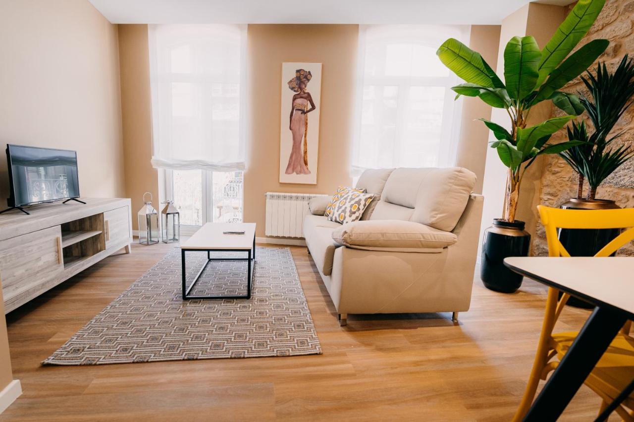 Apartamentos Rua Vella Caldas De Reis Bagian luar foto