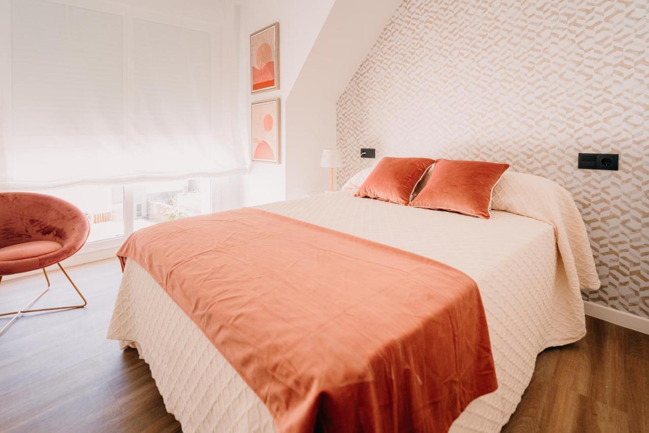 Apartamentos Rua Vella Caldas De Reis Bagian luar foto