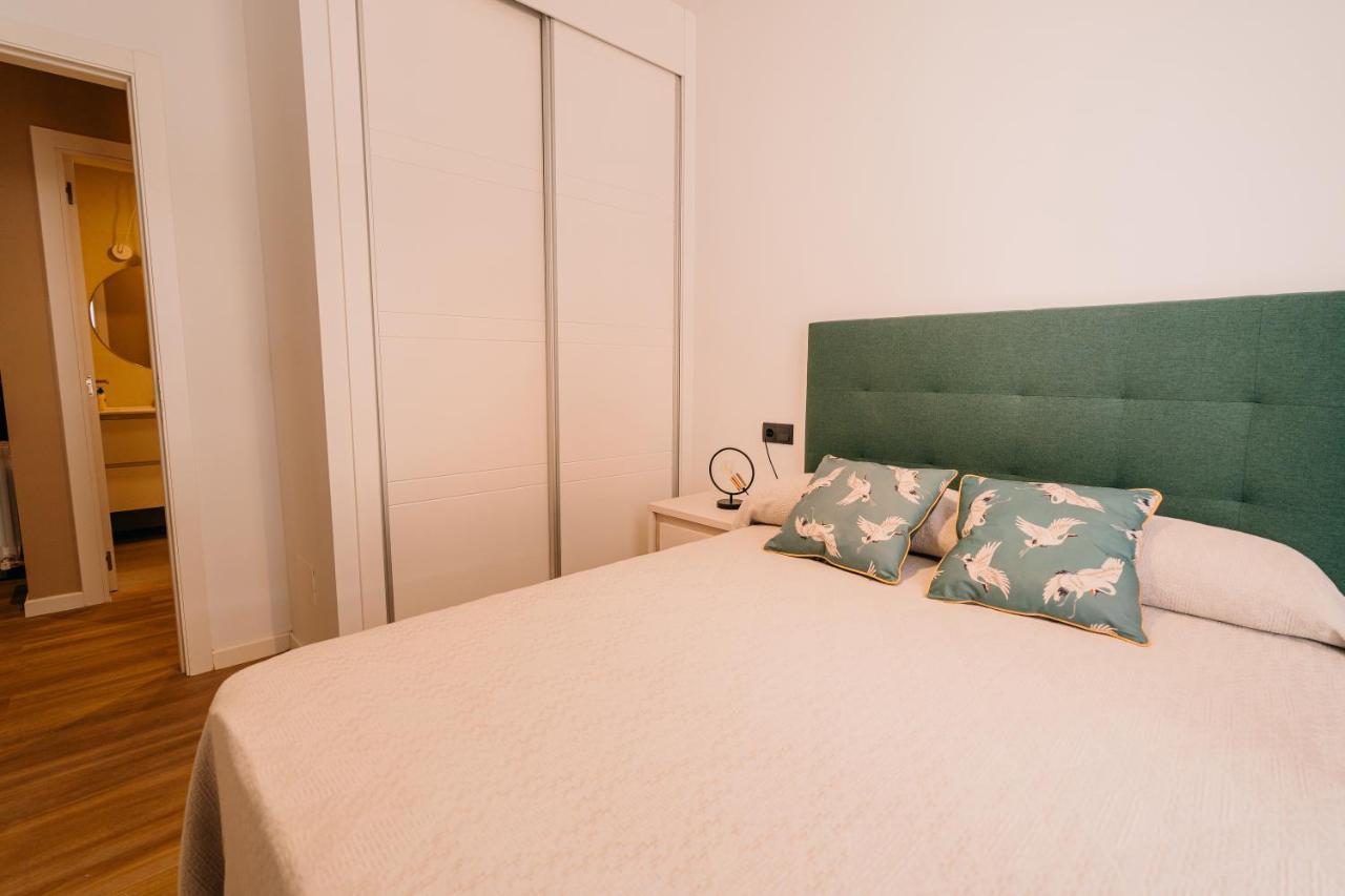 Apartamentos Rua Vella Caldas De Reis Bagian luar foto