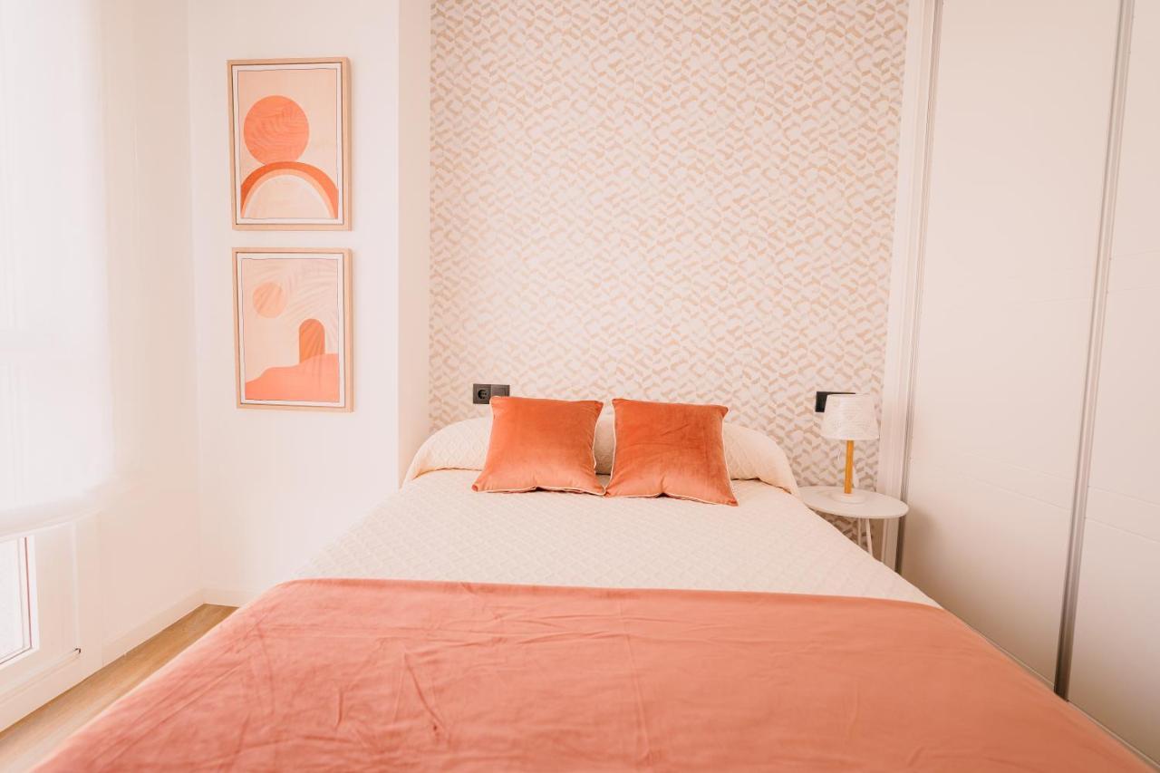 Apartamentos Rua Vella Caldas De Reis Bagian luar foto