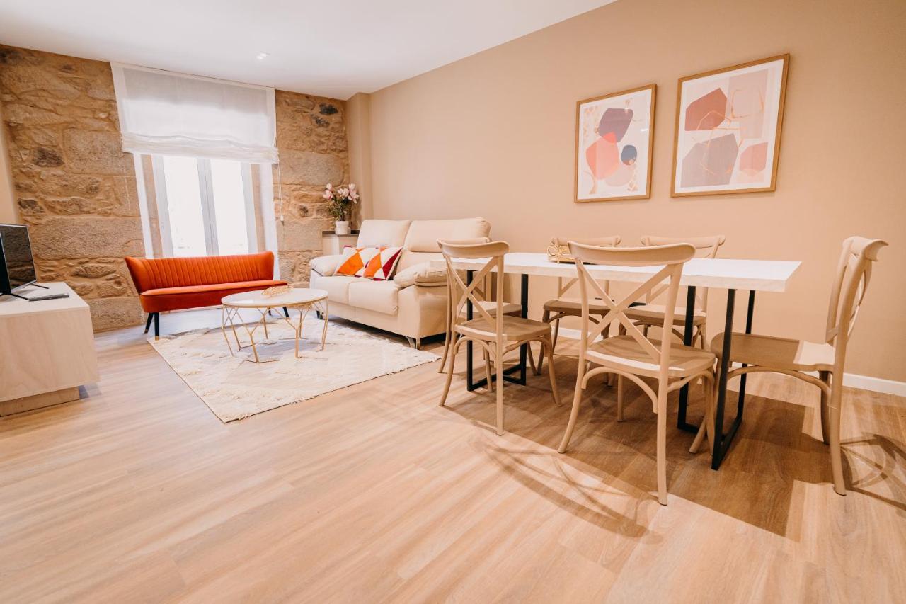 Apartamentos Rua Vella Caldas De Reis Bagian luar foto